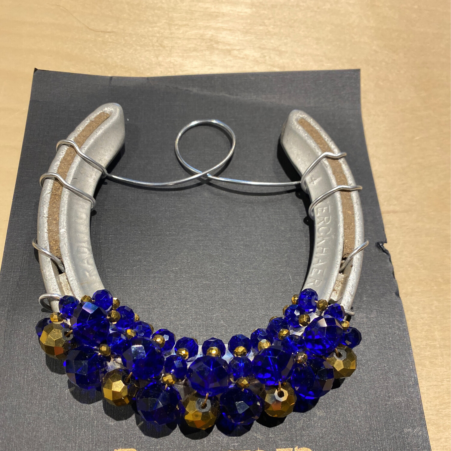 Blue/gold Horseshoe