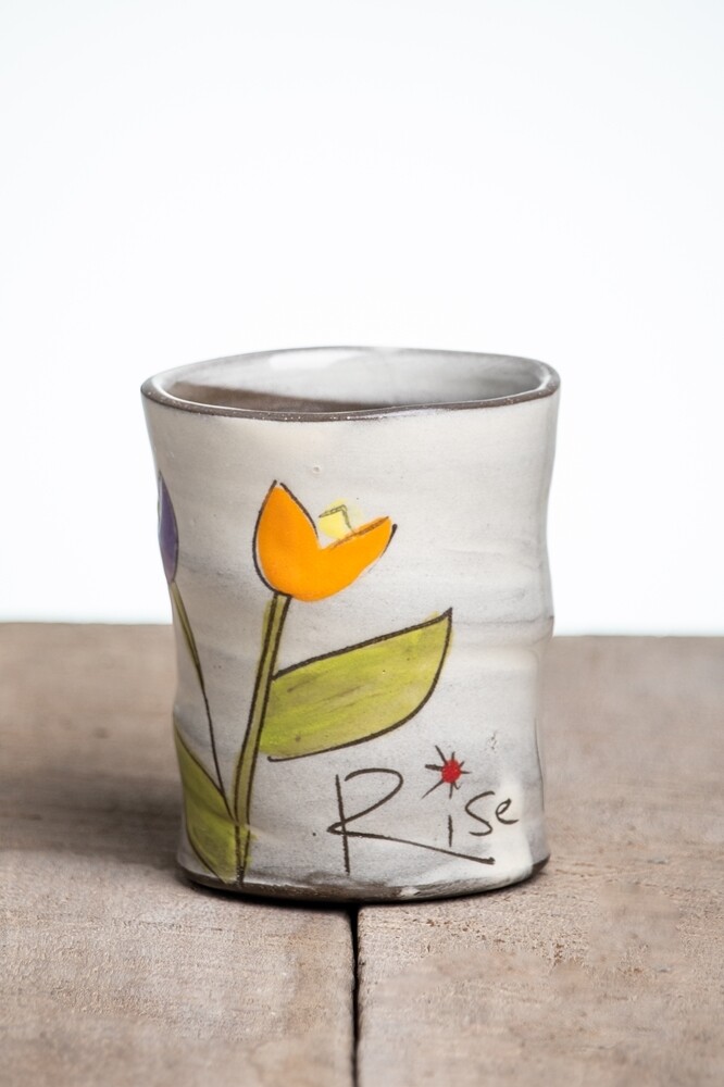 Rise up cup