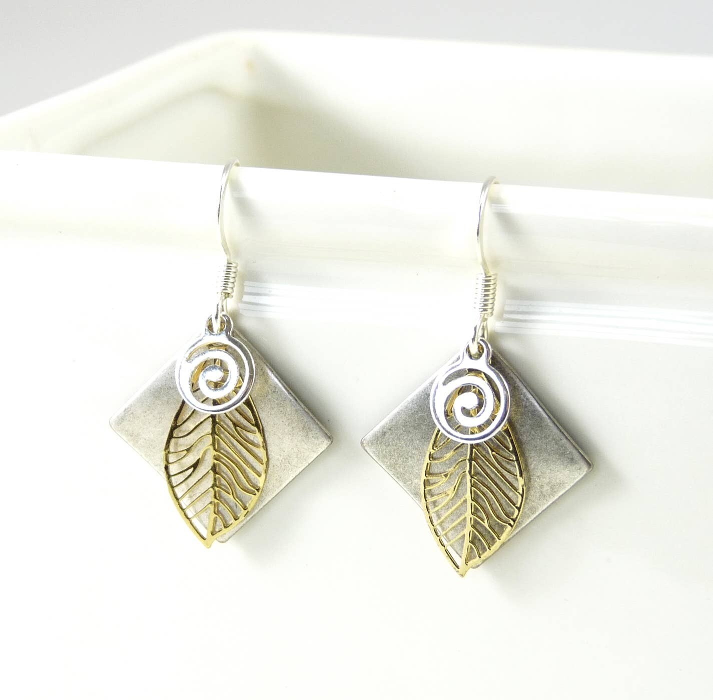 Metal Gold Leaf - 982-4 Metal Gold Leaf - 982-4