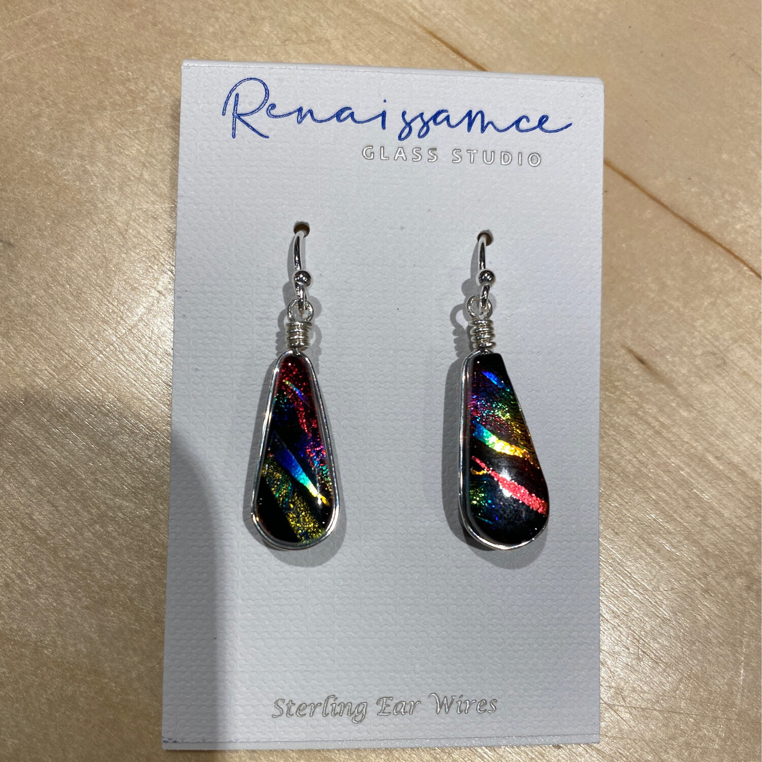 Teardrop Rainbow Red