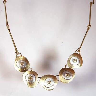 N3749 Lilly Pads Necklace