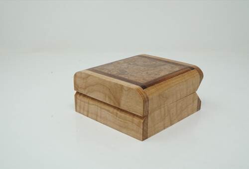 4&quot; Maple Burl Top/Maple Sides Keepsake Box
