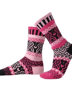Pinktober Crew Socks - M (Women8-10/Men7-9)