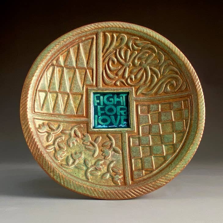 D33 - Fight for Love - Green