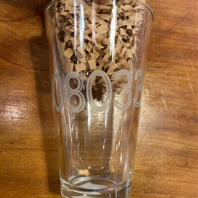 08033 Etched PINT Glass