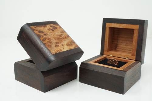 3&quot; Ring Box Redwood Burl Top with Rosewood Sides