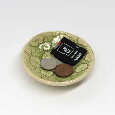 Pottery Dish Bowl - Ground Ivy
