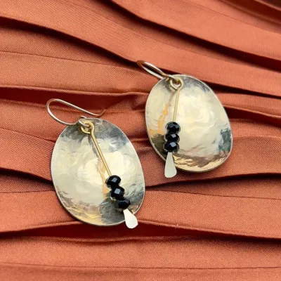 Handmade Women&#39;s &amp; Children&#39;s Alliance Earrings - Gold Finish