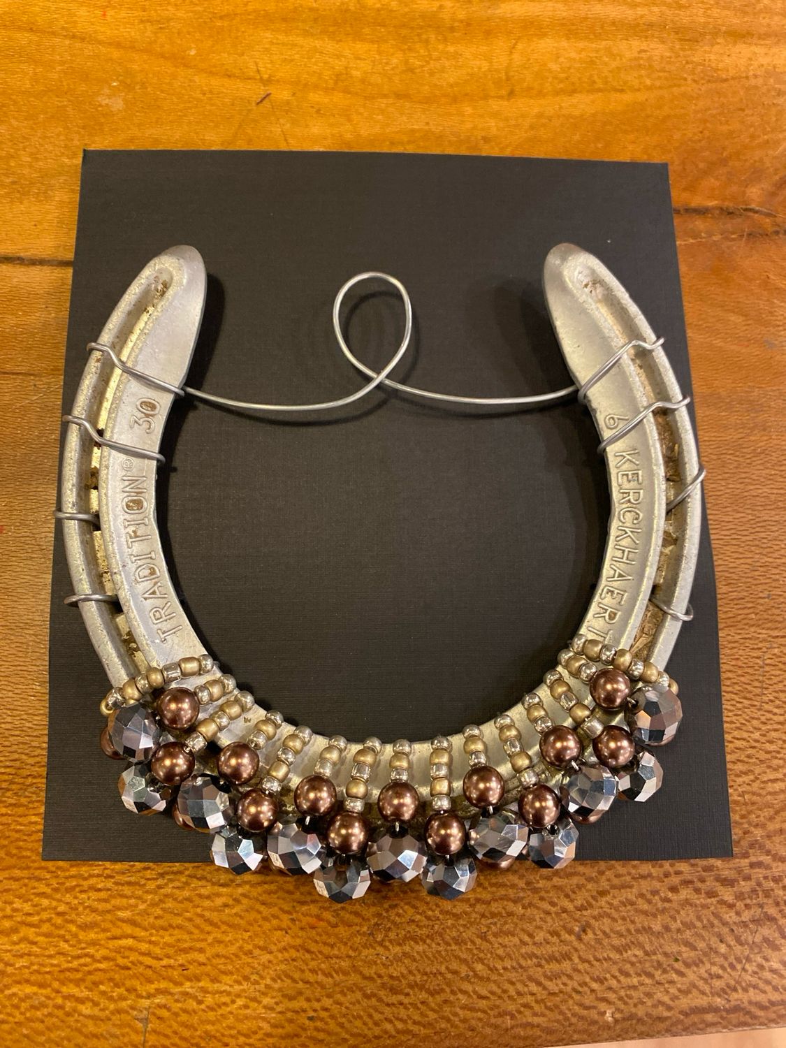 Chocolate Pearl/hematite Horseshoe Chocolate Pearl/hematite Horseshoe