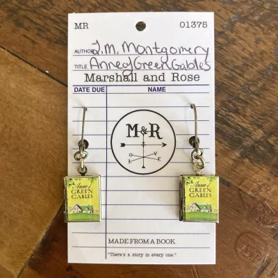 Anne of Green Gables - Home Earrings Book Locket Anne of Green Gables - Home Earrings Book Locket