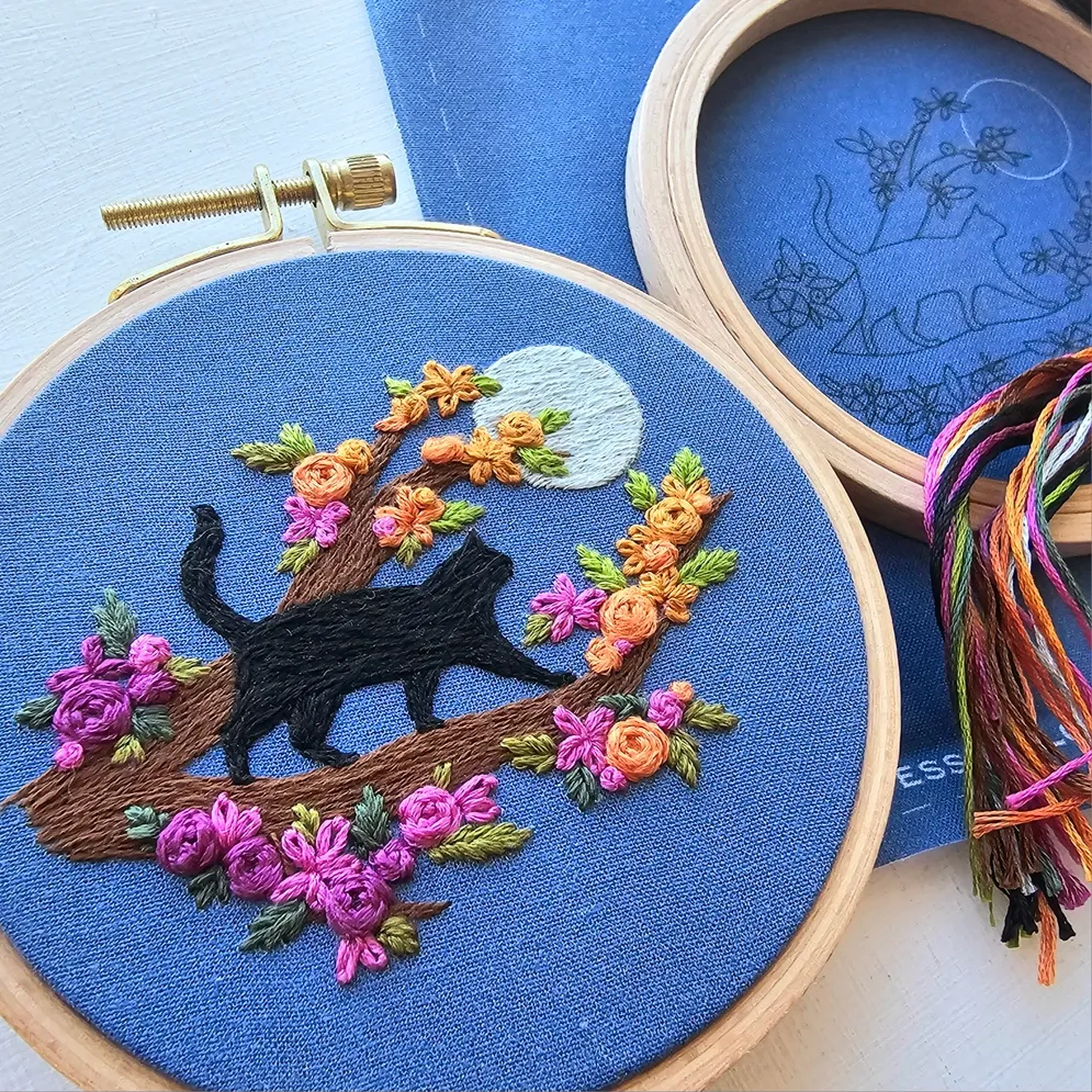 Mini Black Cat &amp; Full Moon Embroidery Kit