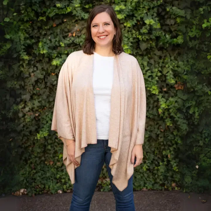 Meadow Wrap - 501 | Oatmeal