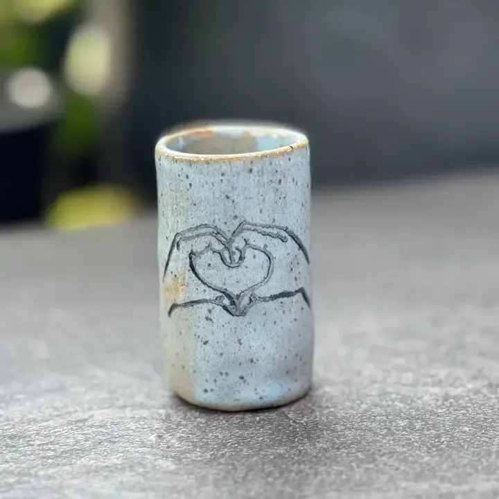 Tiny Tumblers - Heart Hands