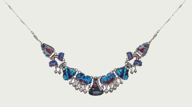 013R3526 MAGICAL NOTES NECKLACE