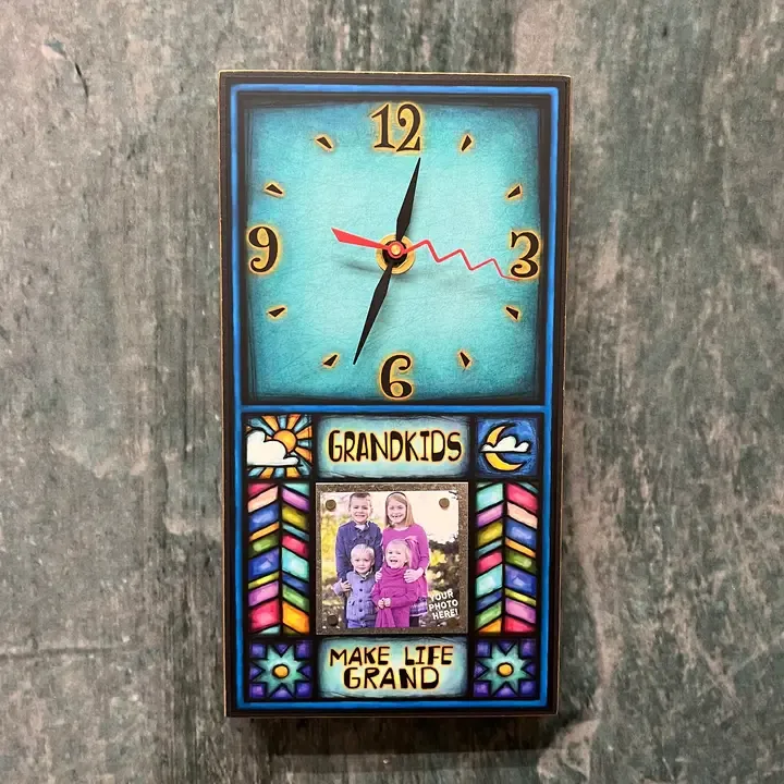 WCF52 - Grandkids Frame Clock