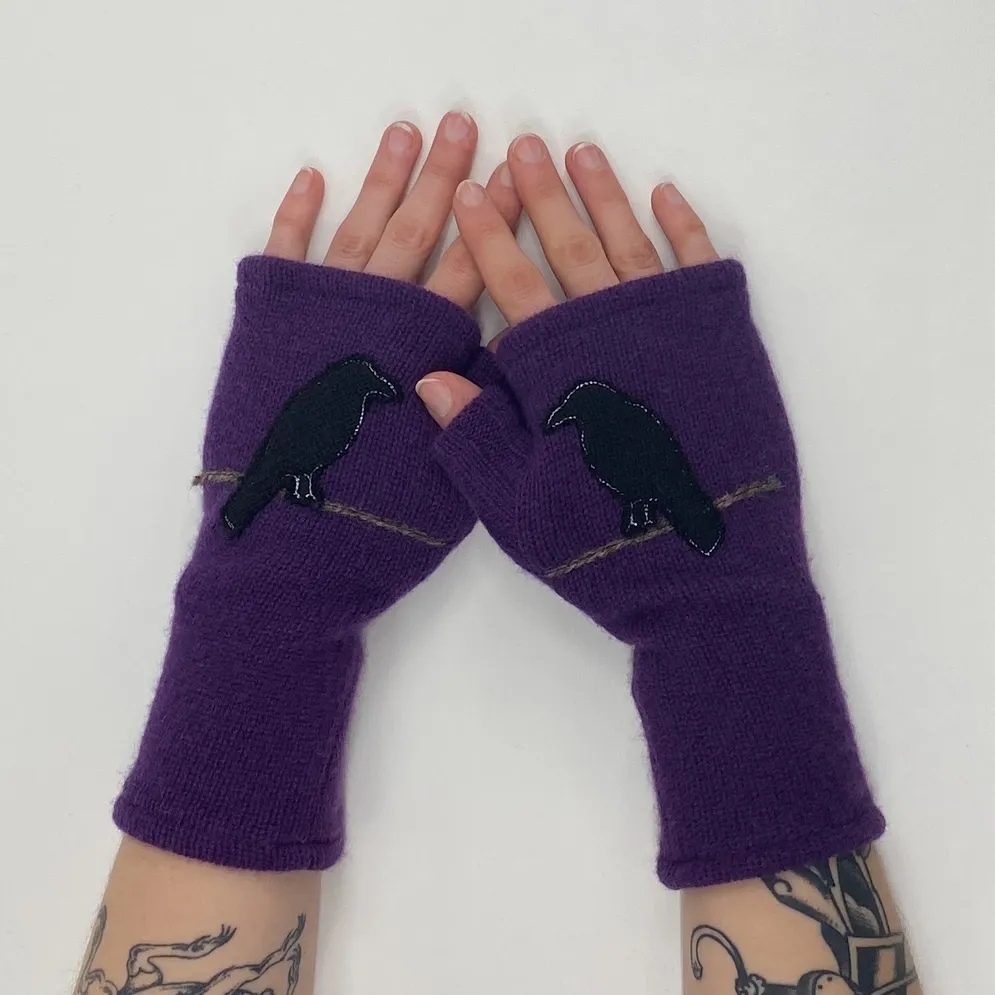 Crow Purple Fingerless Cashmere Gloves