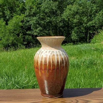 Classic Vase - Golden Amber Glaze