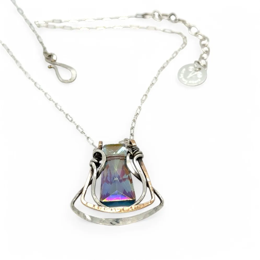 84065N Art Nouveau Crystal Necklace