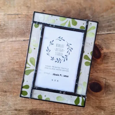 Green Henna #2 4 x 6 Frame