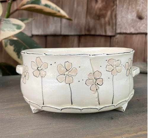Daisies Sepia Pot
