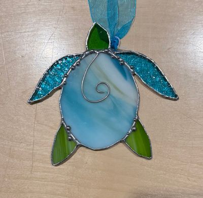 Turtle suncatcher 5"x5"