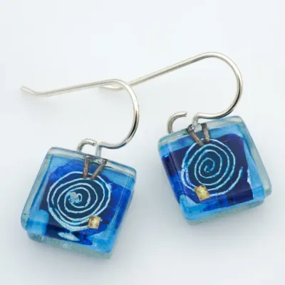Mesmer [Deep Blue] Dangle Earrings