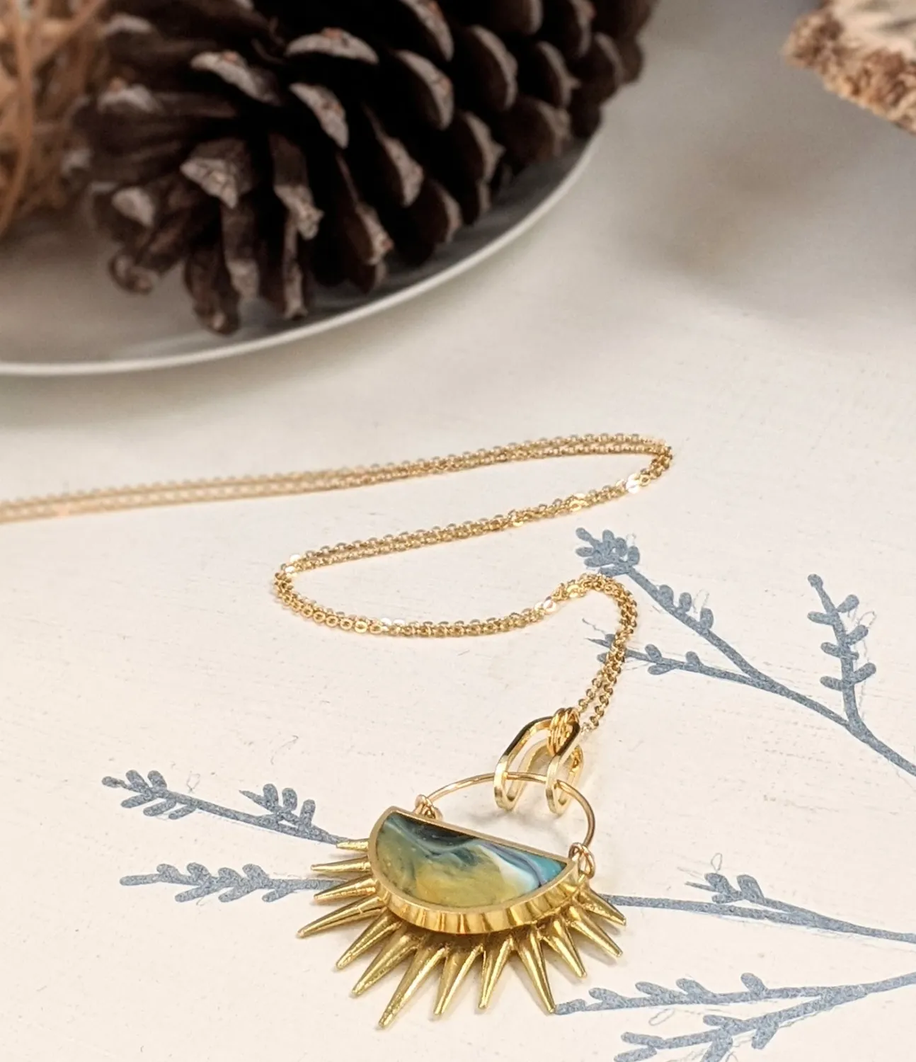 Sun Rays Half Moon Necklace "Full Of Hope"
