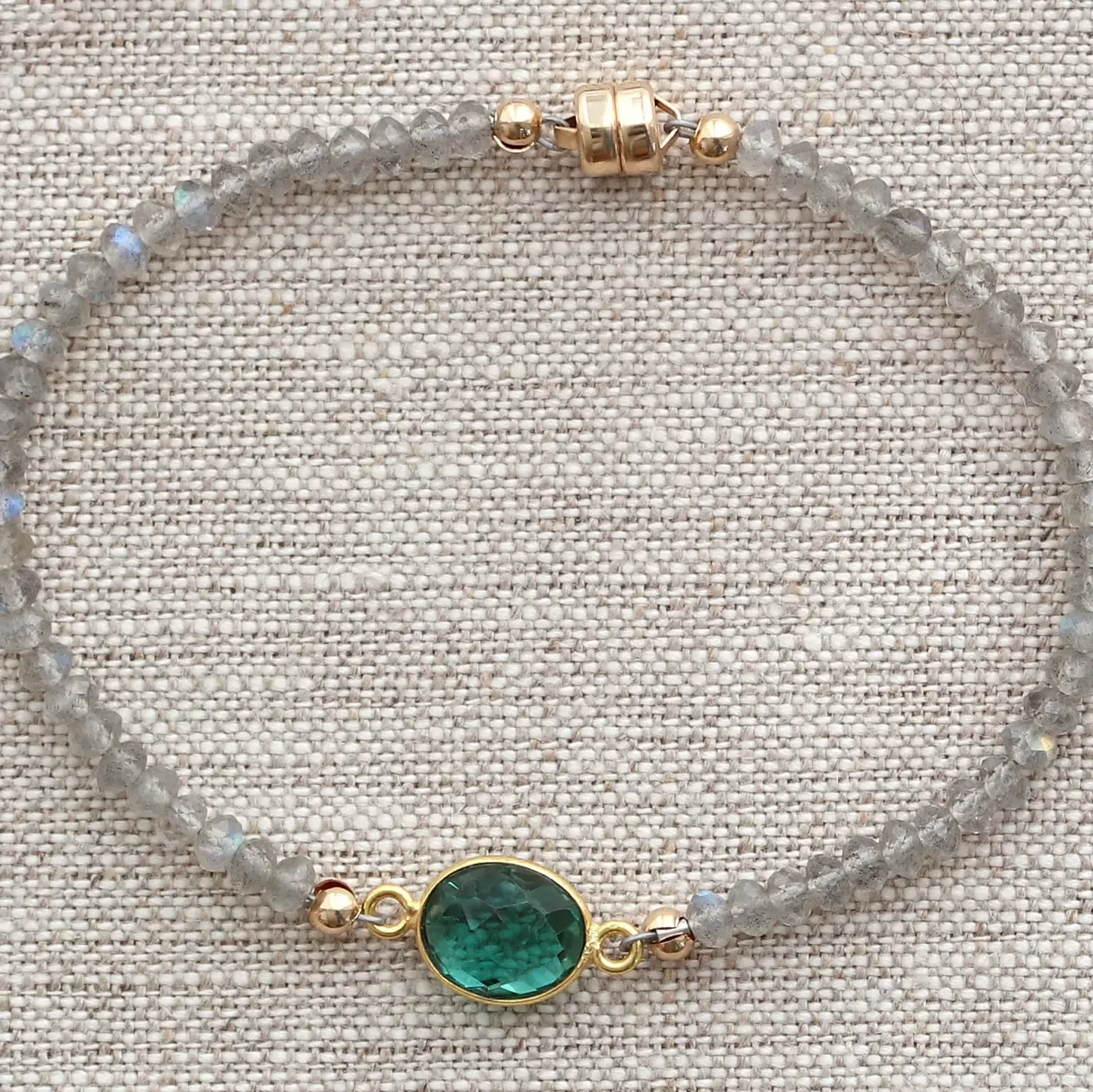 B-3618 GOLD MAGNETIC BRACELET - 7” LABRADORITE, GREEN QUARTZ OVAL GOLD BEZEL