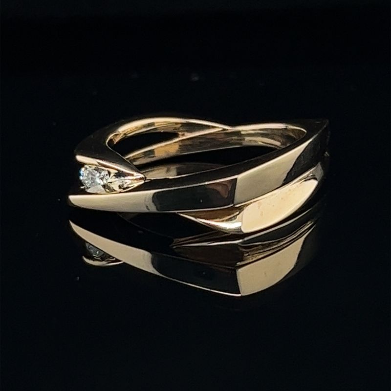 14k Crossover Ring