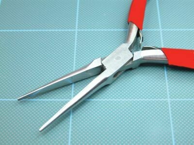 Expo Needle Nose Pliers with Plain Jaws