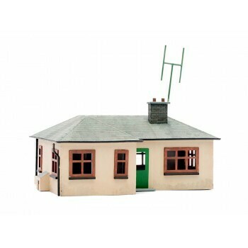 Dapol Kitmaster C021 Detached Bungalow Kit