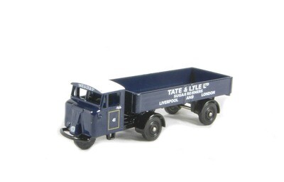 Corgi Trackside DG199015 Scammell Mechanical Horse in Tate & Lyle livery
