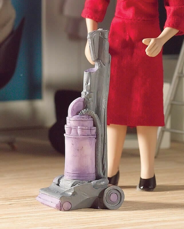 MODERN UPRIGHT VACUUM