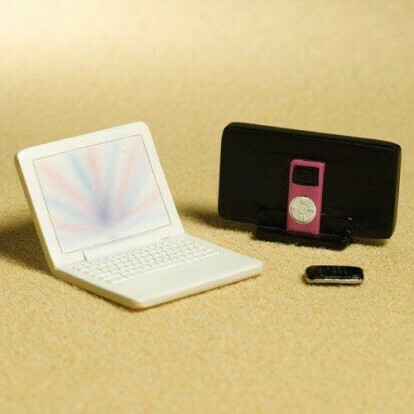 Laptop, MP3 & Mobile Phone set, 3 pcs