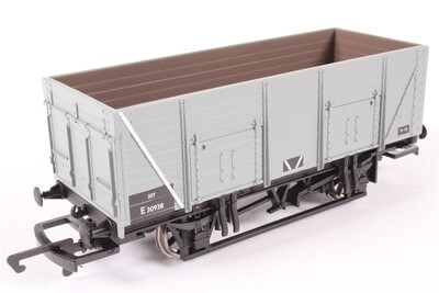 Hornby R6108E 9 plank mineral wagon in BR grey livery