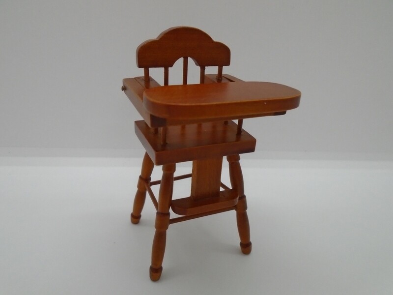 HIGHCHAIR