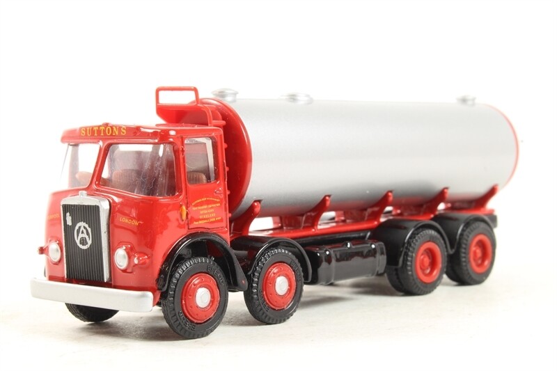 EFE 13201 Atkinson 8W Tanker - 'Suttons