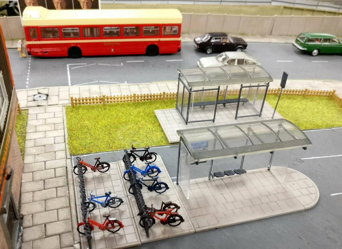 Gaugemaster GM423 Fordhampton Bus Shelters Kit