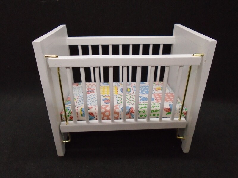COT WITH DROP DOWN SIDE IN WHITE - PL3