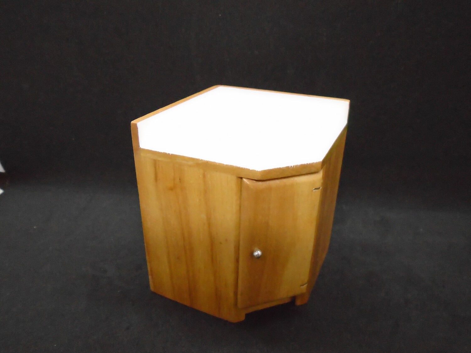 KITCHEN CORNER UNIT