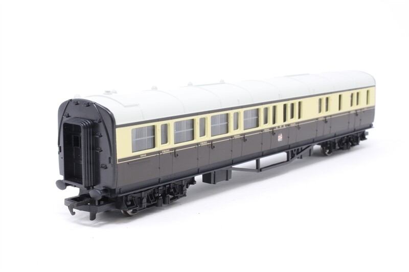 Hornby R4066B GWR Choc/Cream 3rd Brake Coach