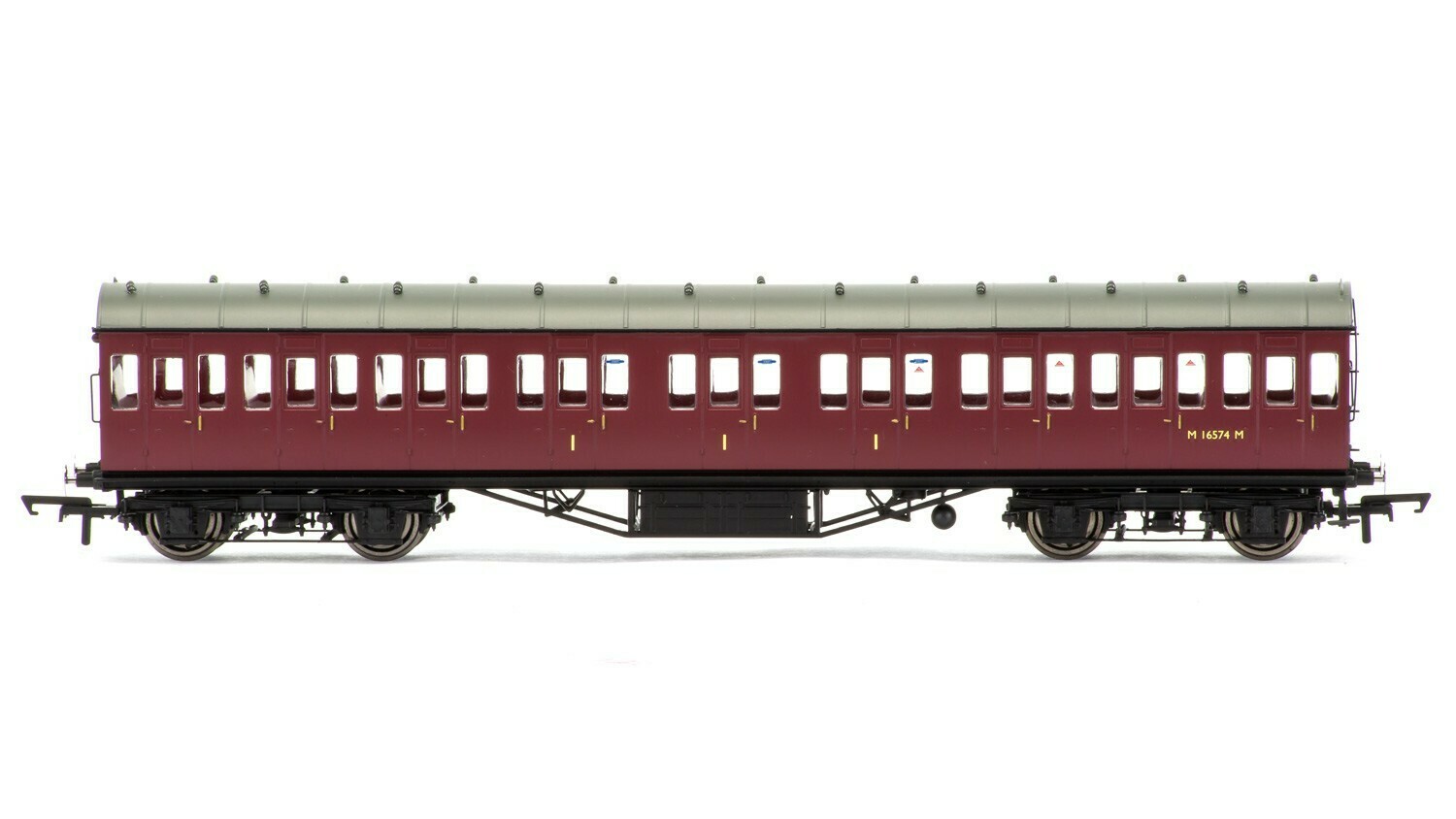 Hornby R4689 BR Non-Corridor 57' Composite Coach BR Maroon