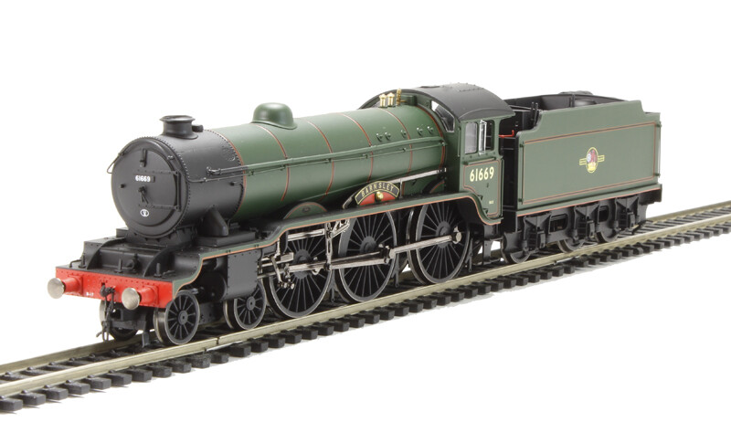 Hornby R3003 BR 4-6-0 'Barnsley' B17/6 Class - Late BR