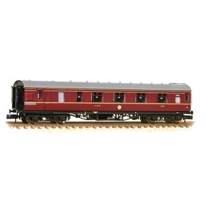 Graham Farish 374-830C LMS Stanier Brake First Corridor LMS Crimson Lake