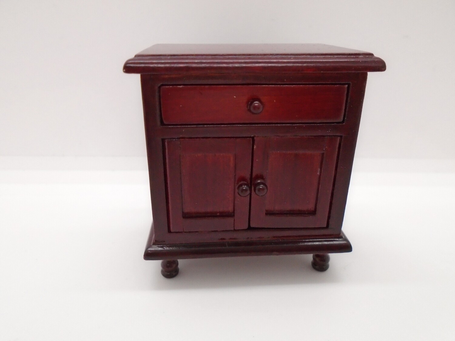 mahogany night stand