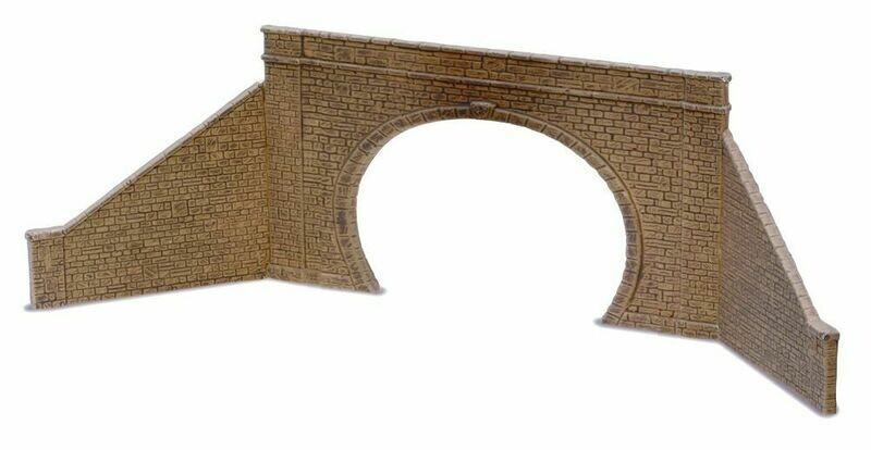 Peco LK-32 Tunnel mouth & walls. Stone Type, for double track
