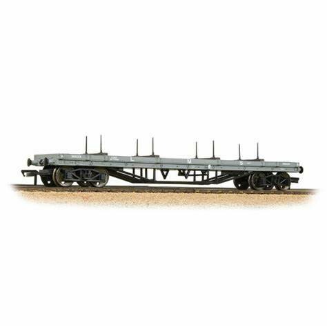 Bachmann 33-857B 30 ton bogie bolster wagon in LMS Grey