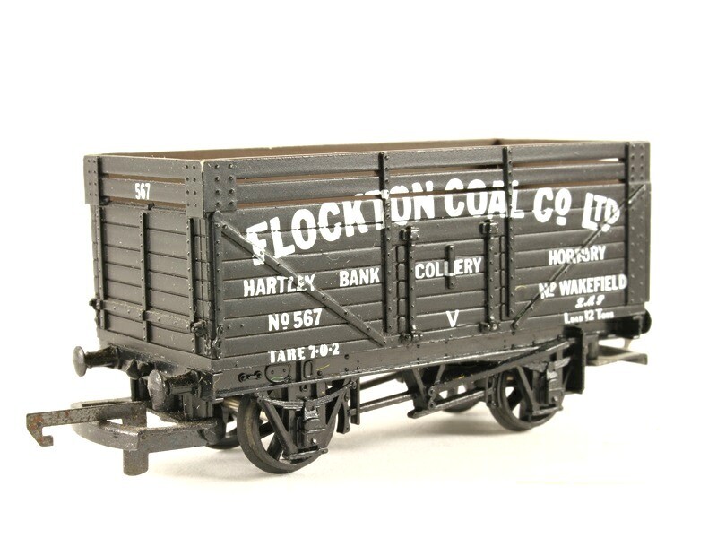 Bachmann  33-151 9 Plank Coke Wagon Flockton Coal Co Ltd