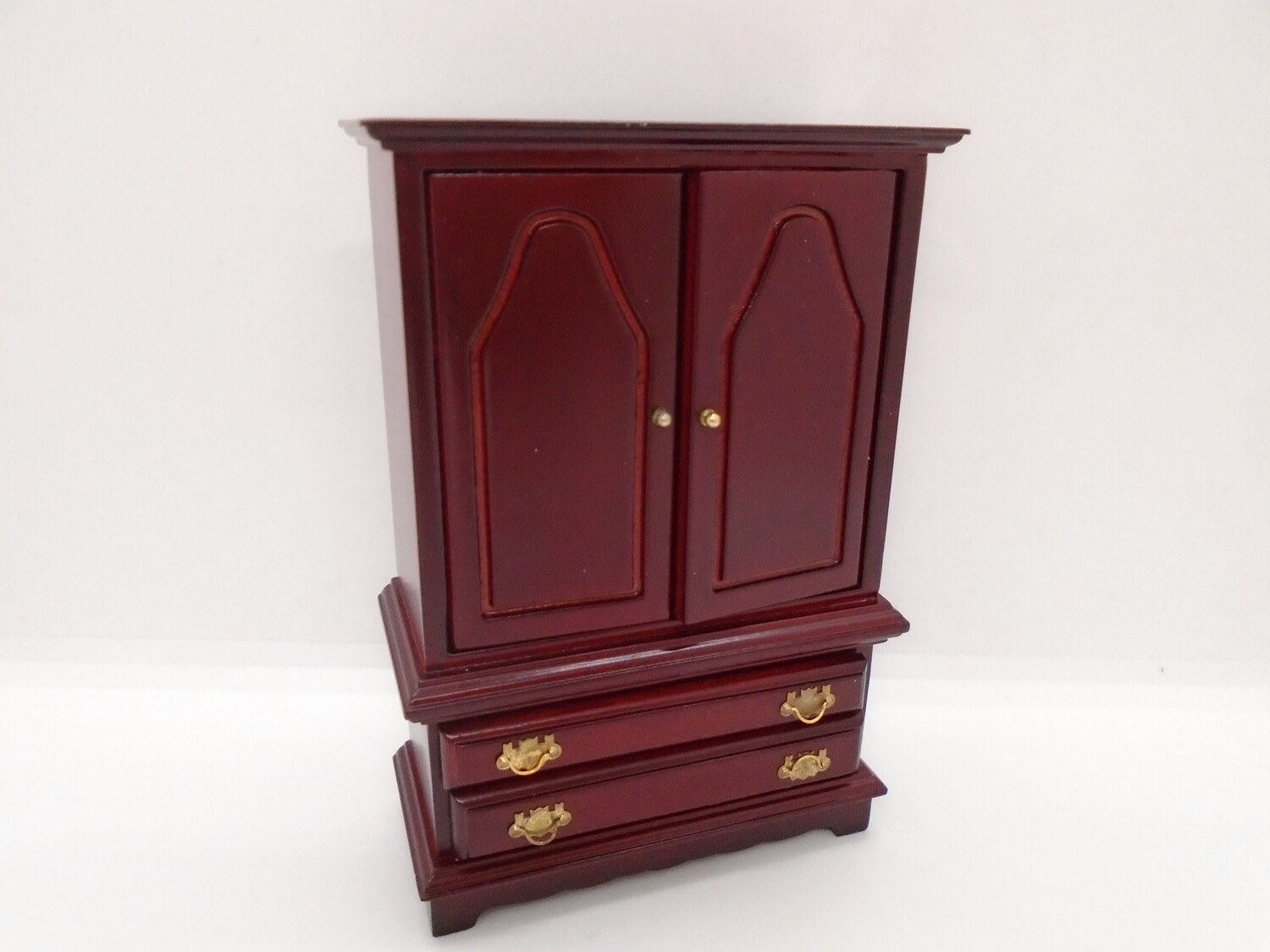 LINENFOLD/WARDROBE WITH SHELVES AND DRAWERS