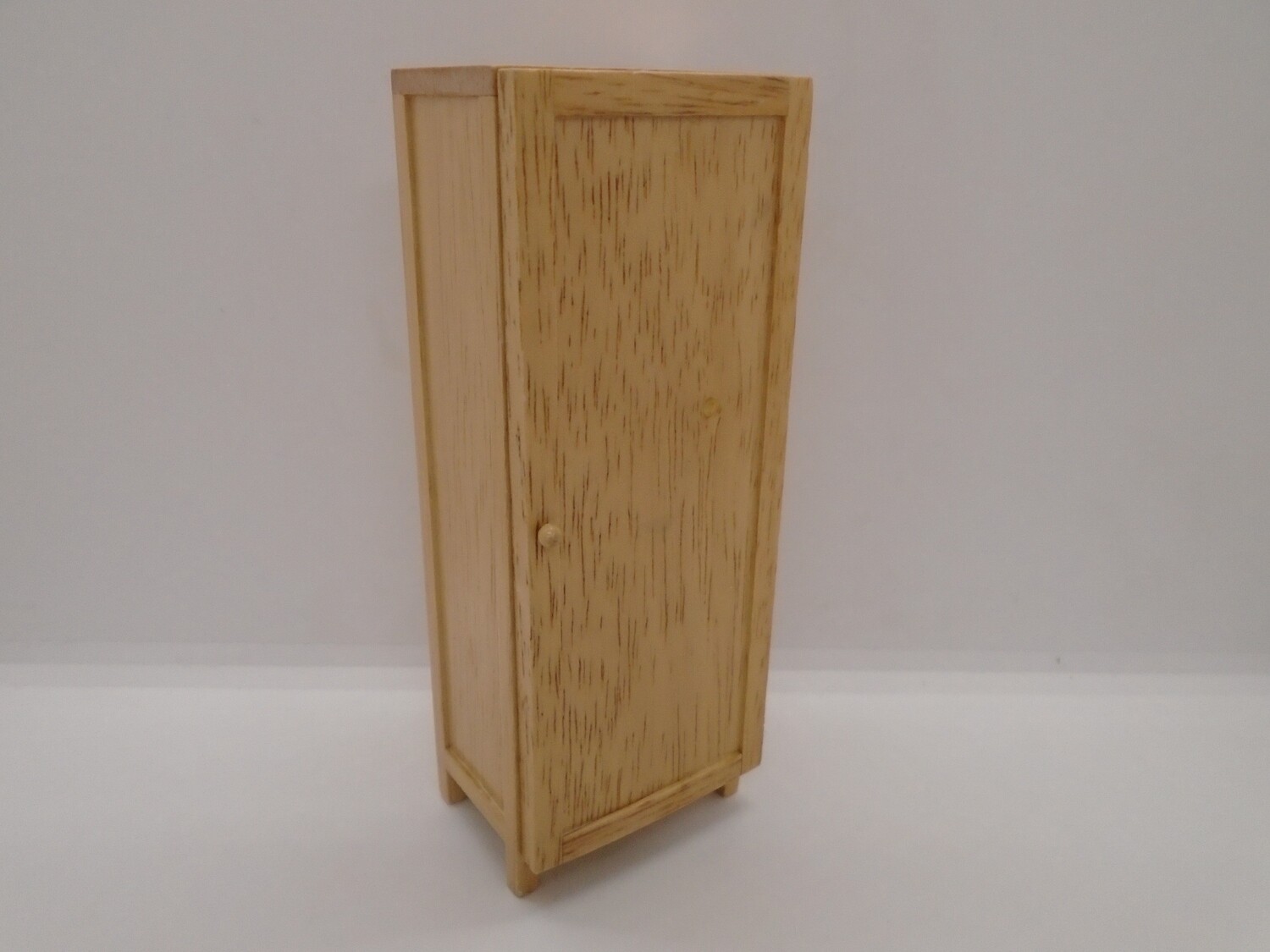 SINGLE WARDROBE IN PINE WITH SHELVES